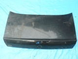 BMW E32 ZADNÍ VÍKO KUFRU